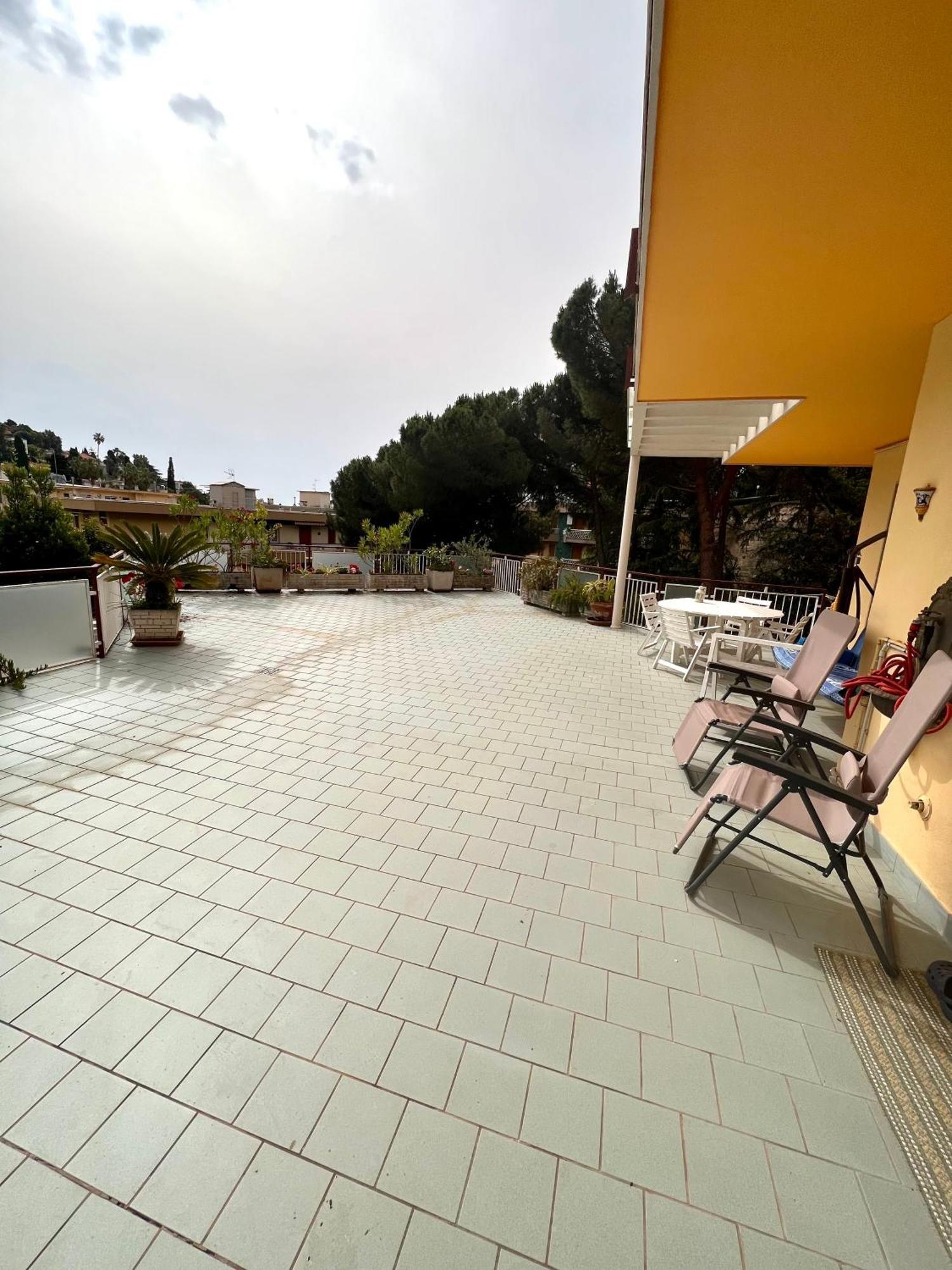 Sanremo Apartment Free Parking And Air Conditioner Экстерьер фото